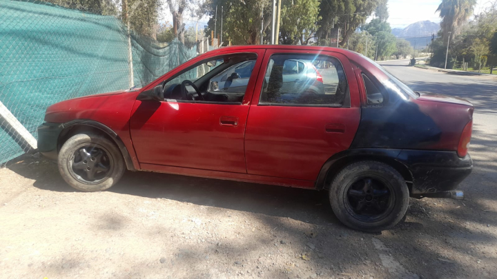 Se hizo el "picante" en un control de tránsito y le encontraron droga