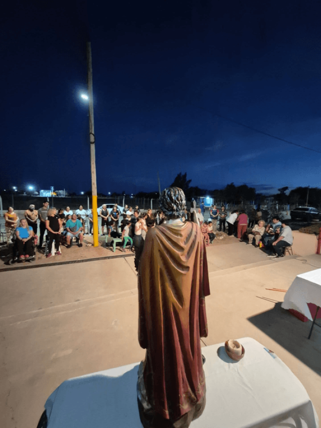Bermejo se prepara para una noche de fe, música y tradición en honor a San Expedito