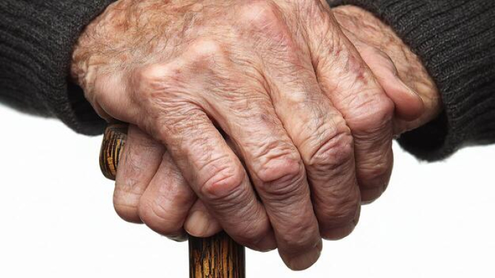 Hallan muerto a un hombre de 78 años y la investigación apunta a un posible robo