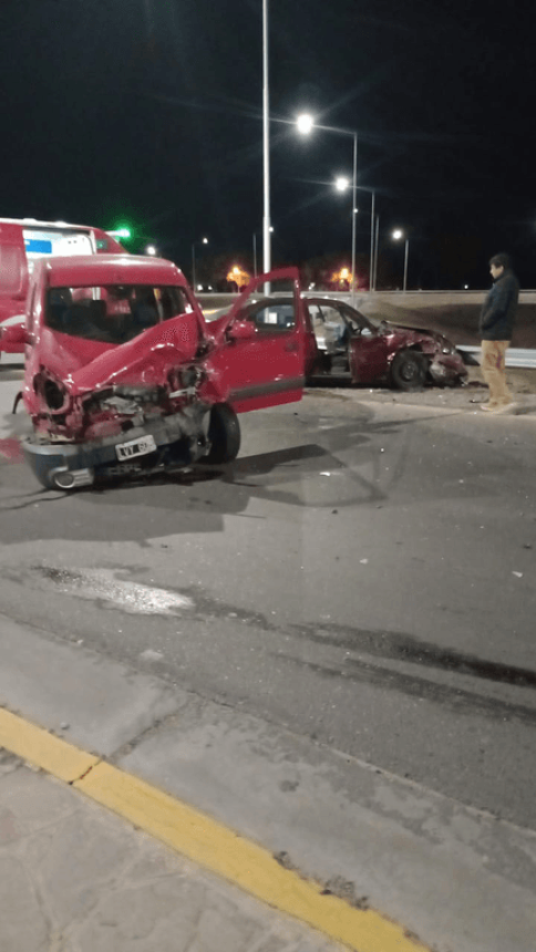 Fuerte choque en Ruta 20 y Balcarce durante la madrugada