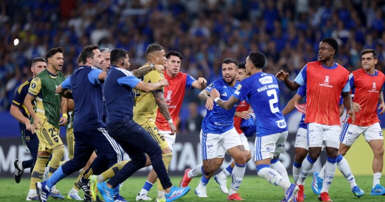 Descontrol final: los de Boca fueron a buscar a un jugador de Cruzeiro y casi se arma