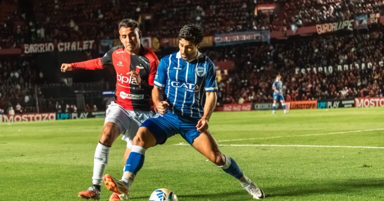 Empate que no les sirve: Colón perdió la punta y Godoy Cruz desperdició su chance