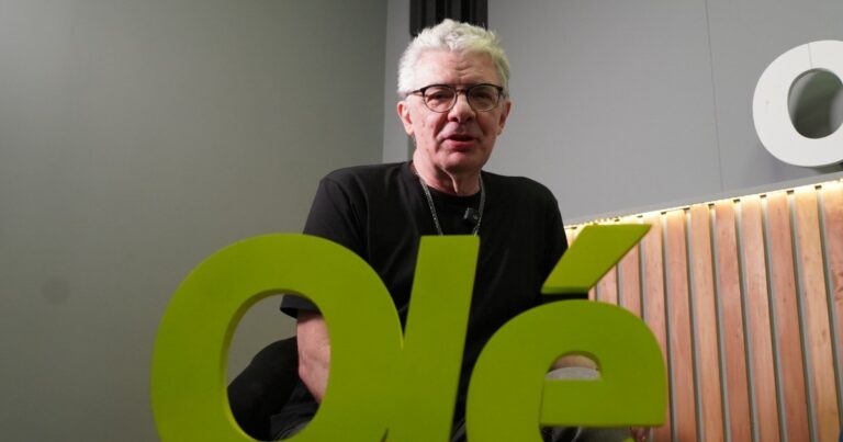 Juanse: el rock, Boca, Maradona, la Selección y... “Hay un puente inevitable entre la música y el fútbol”