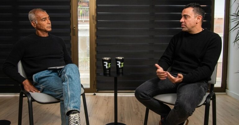 Xavi le explicó a Romario por qué nadie será mejor que Messi