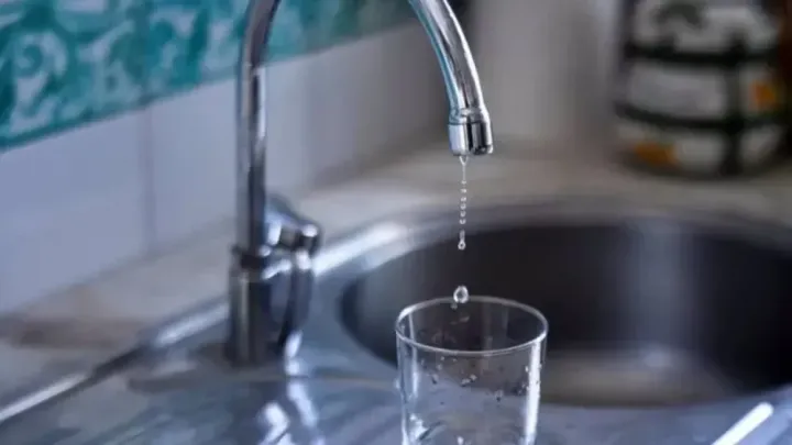 Por el viento, refuerzan guardias y piden uso responsable del agua potable