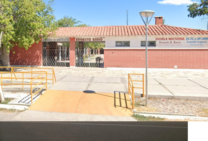 Un joven quedó detenido tras intentar llevarse un celular en una escuela de Chimbas