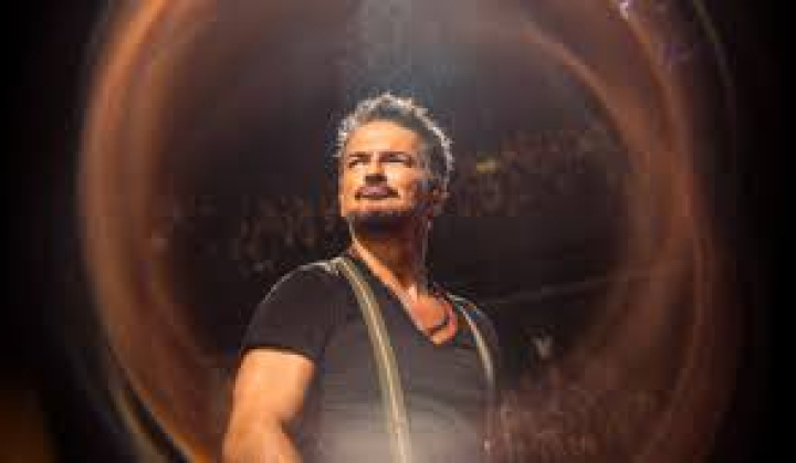 Ricardo Arjona agrega tres shows más en el Movistar Arena