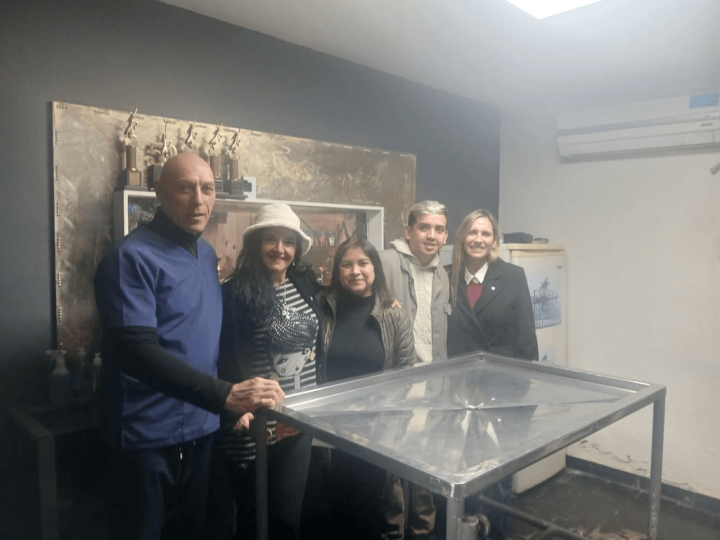 Jonathan Chiang arrancó su tarea en una veterinaria a través de "Trabajando Sueños"