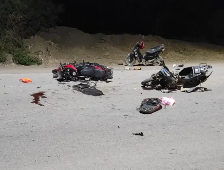 Un motociclista murió tras un choque entre dos motos y otro sigue internado