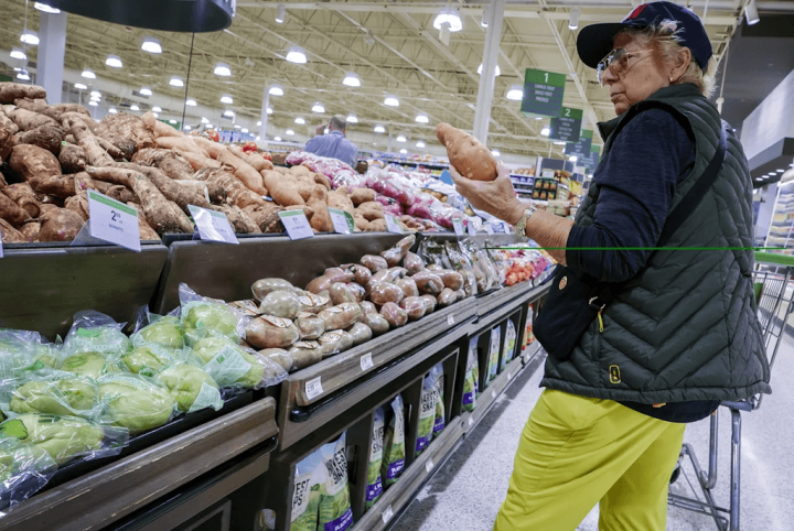 Mayo arranca con nuevas estimaciones a la baja para la inflación