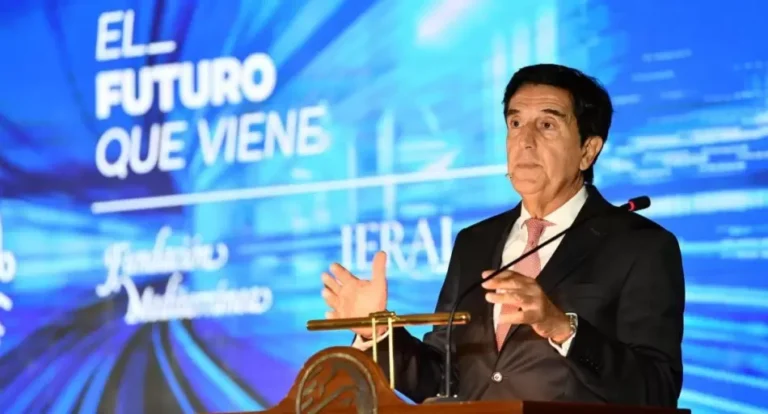 Melconian lanzó una dura advertencia sobre el dólar: "Está casi fijado de facto"