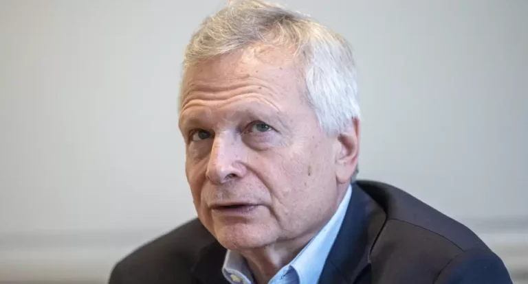 Política industrial: citar a Dani Rodrik y ensamblar planchas
