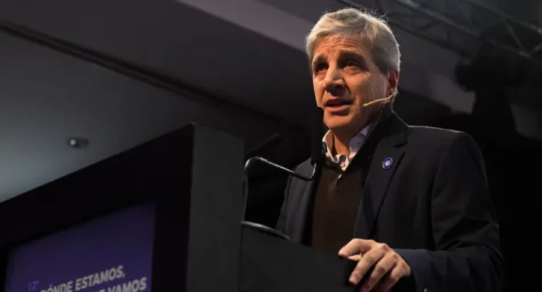 Caputo habló ante empresarios y dejó una frase explosiva sobre las elecciones de 2027