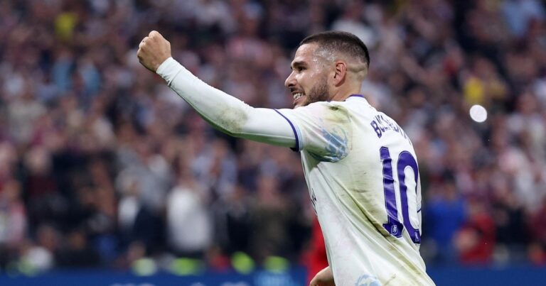 Qué dijo Buendía sobre el Mundial luego de romperla en la final de la Europa League