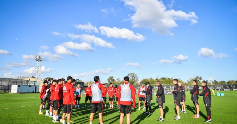 Entre tantas malas, Coudet confirmó dos altas en el plantel