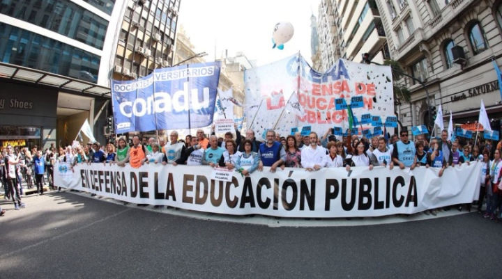 Docentes universitarios arrancan un nuevo paro por la Ley de Financiamiento