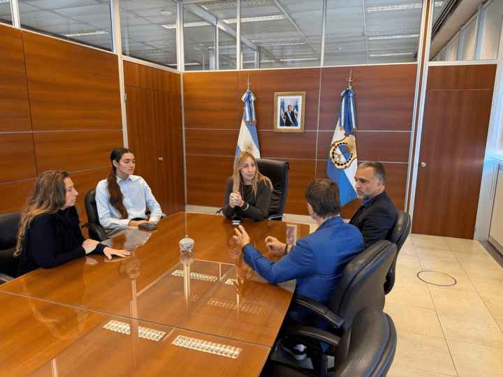 San Juan reforzó el diálogo institucional en un encuentro con referentes internacionales