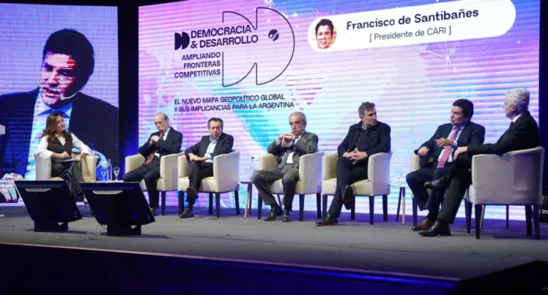 "El petiso tiene que pedir la hormona de la competitividad": la receta de Ricardo Arriazu para que el país aproveche el escenario internacional actual