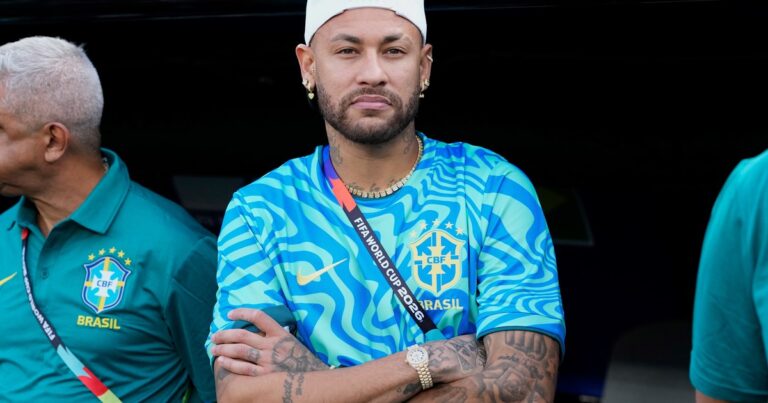 La prensa brasileña descarta a Neymar para lo que queda de fase de grupos en el Mundial