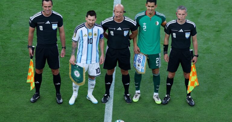 Un pibe marplatense va a llevar la pelota en Argentina vs. Austria: "Casi me muero cuando me enteré"