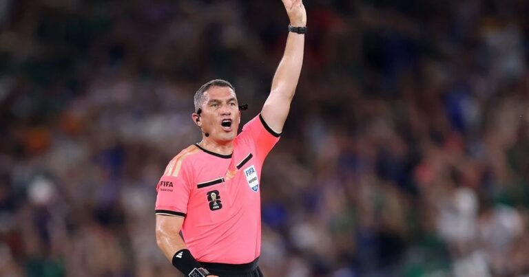 Quién es István Kovács, el árbitro "Champions" elegido para Argentina - Jordania