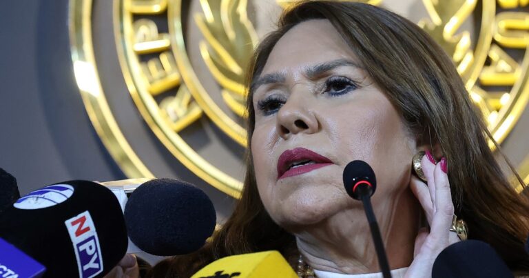 La senadora paraguaya que insultó a Mbappé evalúa denunciarlo por calumnias y difamación