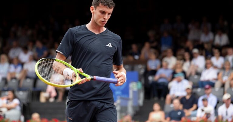 Juan Manuel Cerúndolo dejó escapar un match point y se quedó sin final en Suiza