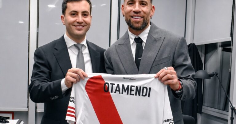 Otamendi: ¿llega, se suma y debuta el sábado en River?