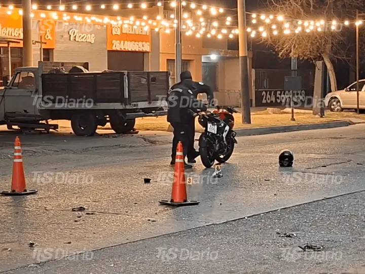 Sigue internado el motociclista del choque en Trinidad con un golpe de cráneo moderado