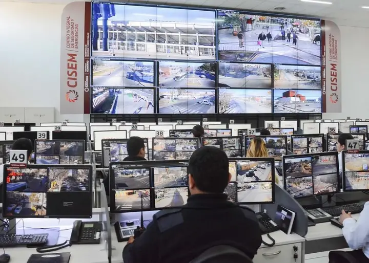 San Juan prepara una red de vigilancia con cámaras privadas, drones y centros móviles
