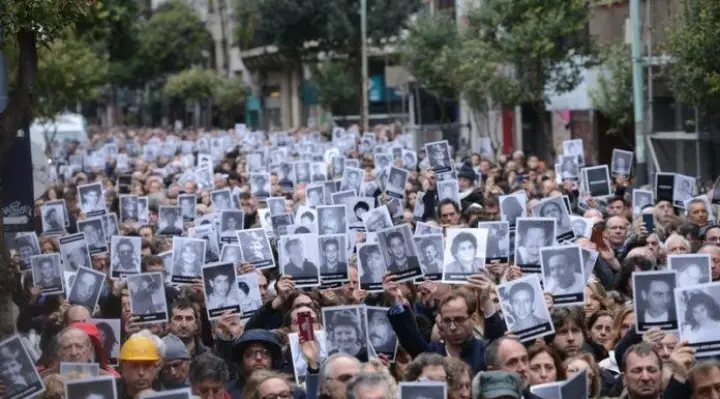 La AMIA volvió a reclamar avances judiciales en el acto por el 32° aniversario