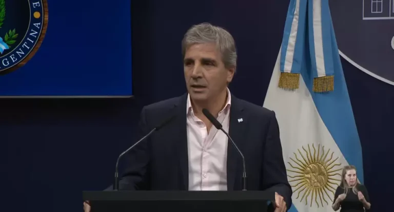 Hay más certezas sobre el régimen simplificado de Ganancias, pero no por los dólares del colchón