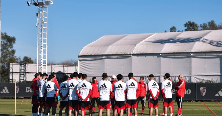 Con una importante novedad, River volvió al trabajo en el Camp
