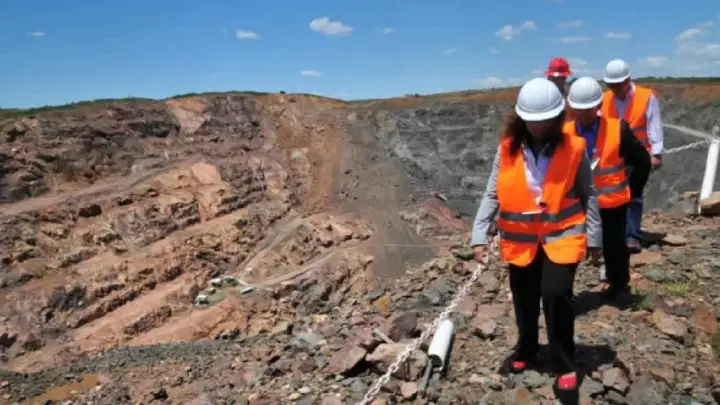 La Comisión de Minería abre el debate sobre las tierras raras