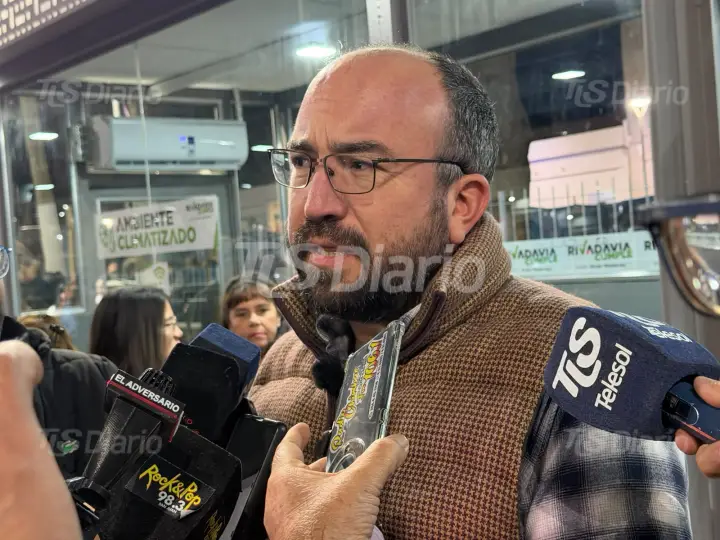 Rivadavia sumó una nueva parada de colectivos climatizada y anunció los festejos por el Día del Niño