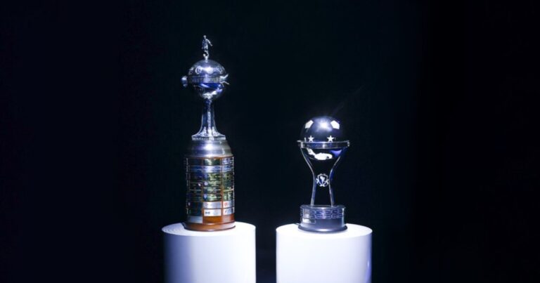 Se definieron los árbitros para las revanchas de los octavos en la Libertadores y la Sudamericana