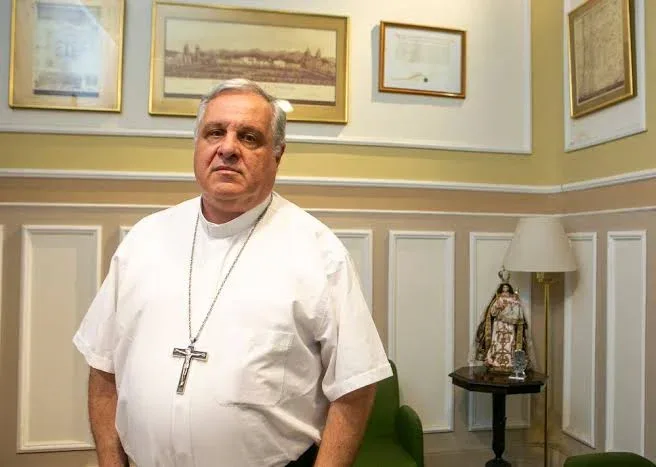 El mensaje de la Iglesia al Gobierno sobre el endeudamiento de las familias: “No se puede decir que ‘se arreglen’”