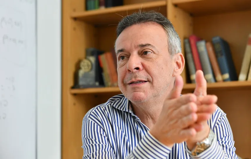 Daniel Artana: "El Gobierno tiene que seguir comprando reservas, aun cuando tenga que aceptar un tipo de cambio más depreciado"