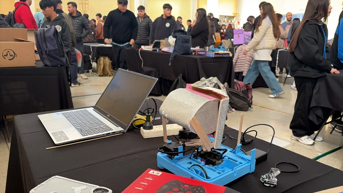 San Juan busca a sus representantes para la competencia nacional de robótica