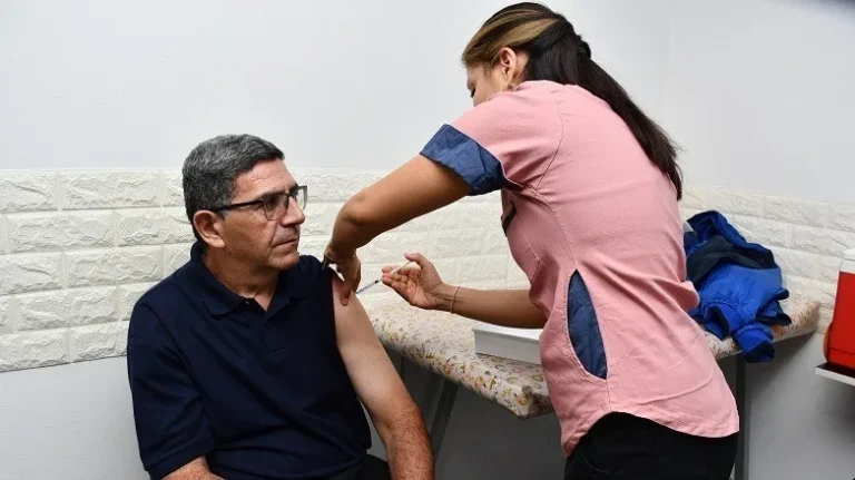 Salud promueve la segunda dosis de vacuna para protegerse del dengue