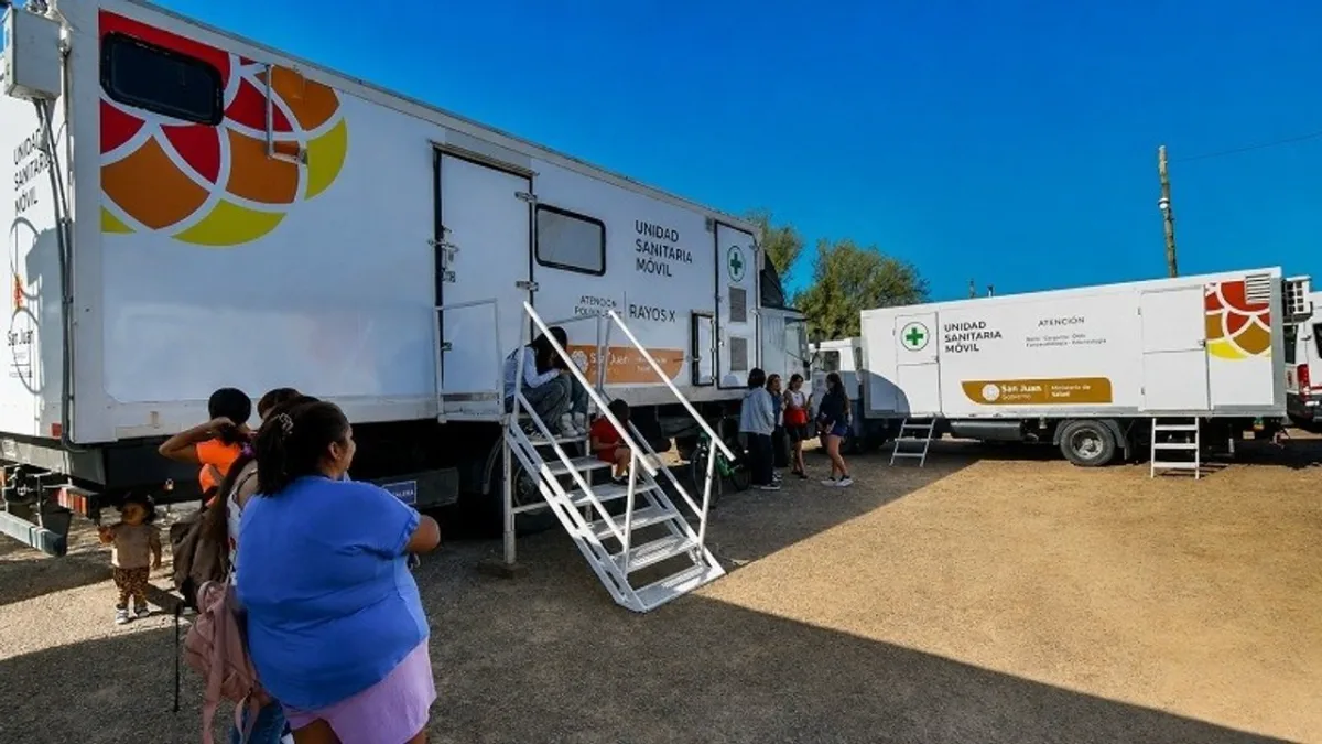 Salud lleva sus unidades móviles a Pocito para acercar atención y estudios a los vecinos