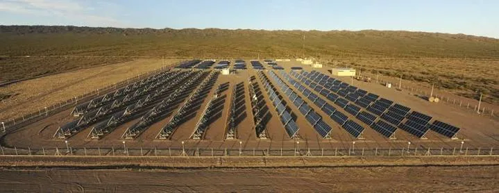 Iglesia va a tener un parque solar que guarda luz para la noche