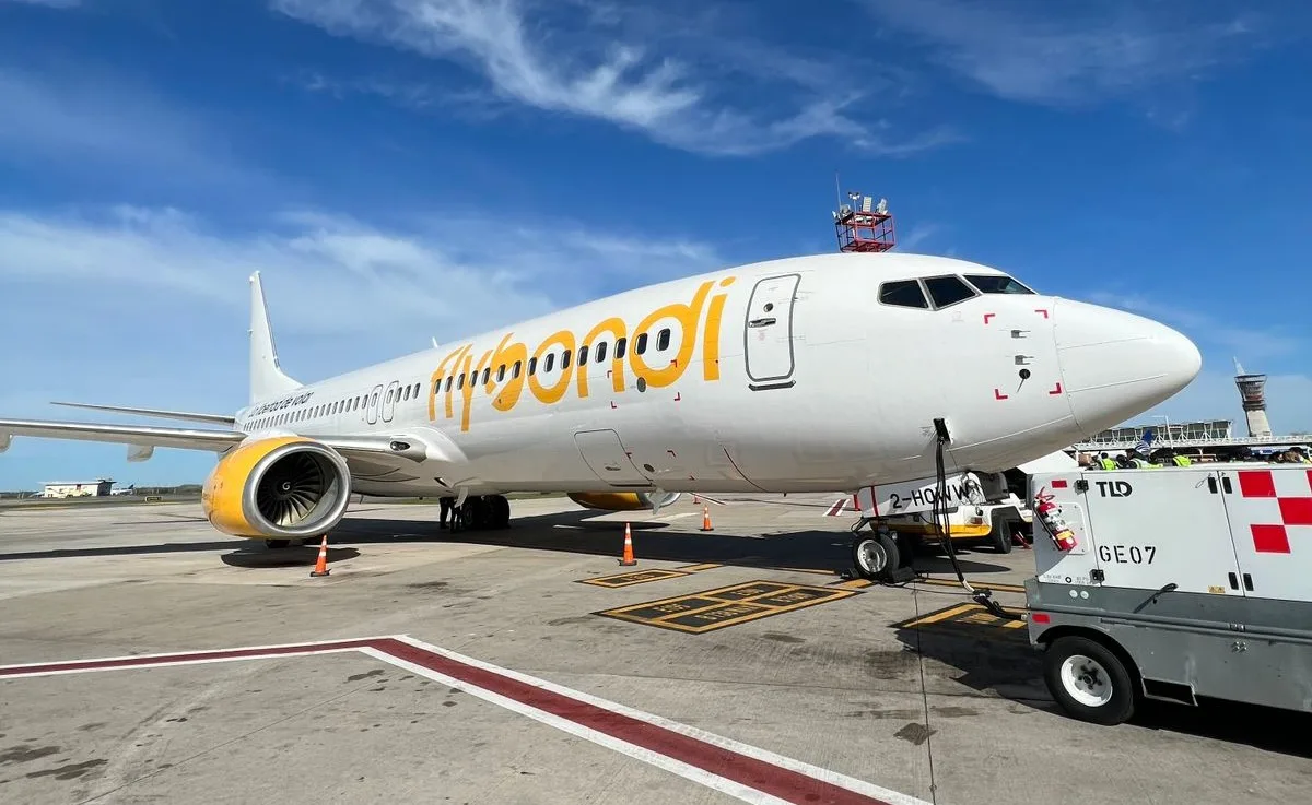 Flybondi entra en zona crítica: 12 días sin vuelos, web caída y presión financiera en aumento