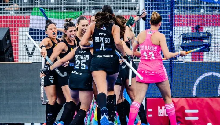 Las Leonas terminaron primeras en la segunda fase del Mundial de hockey y se enfrentarán con Australia en semis