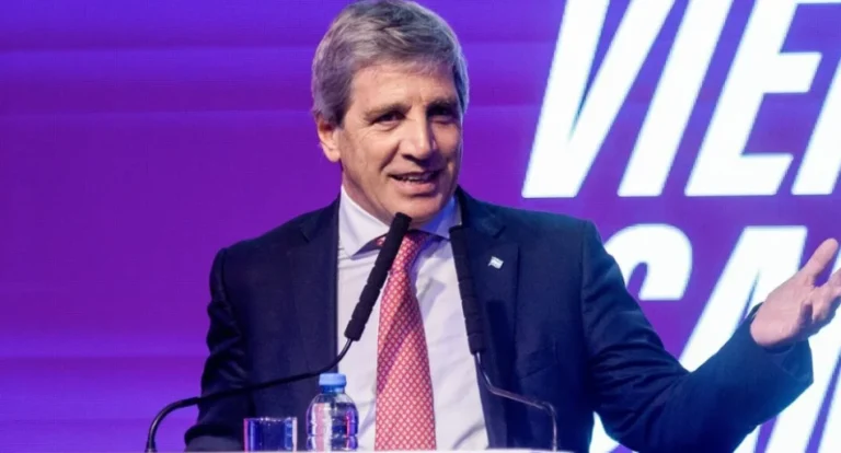 Caputo prometió superávit, habló de Messi y lanzó un urgente pedido a los empresarios: "Hay que invertir"