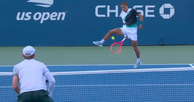 Video: asombroso punto del italiano Cobolli en el US Open