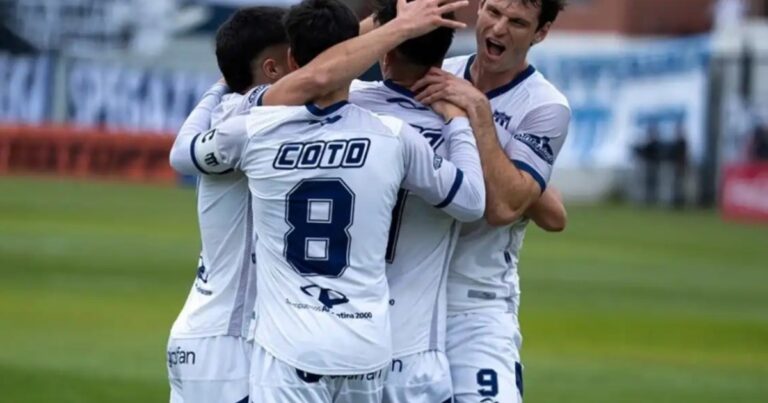 Qué le queda a Tristán Suárez para cumplir el sueño de jugar la final para ascender a Primera