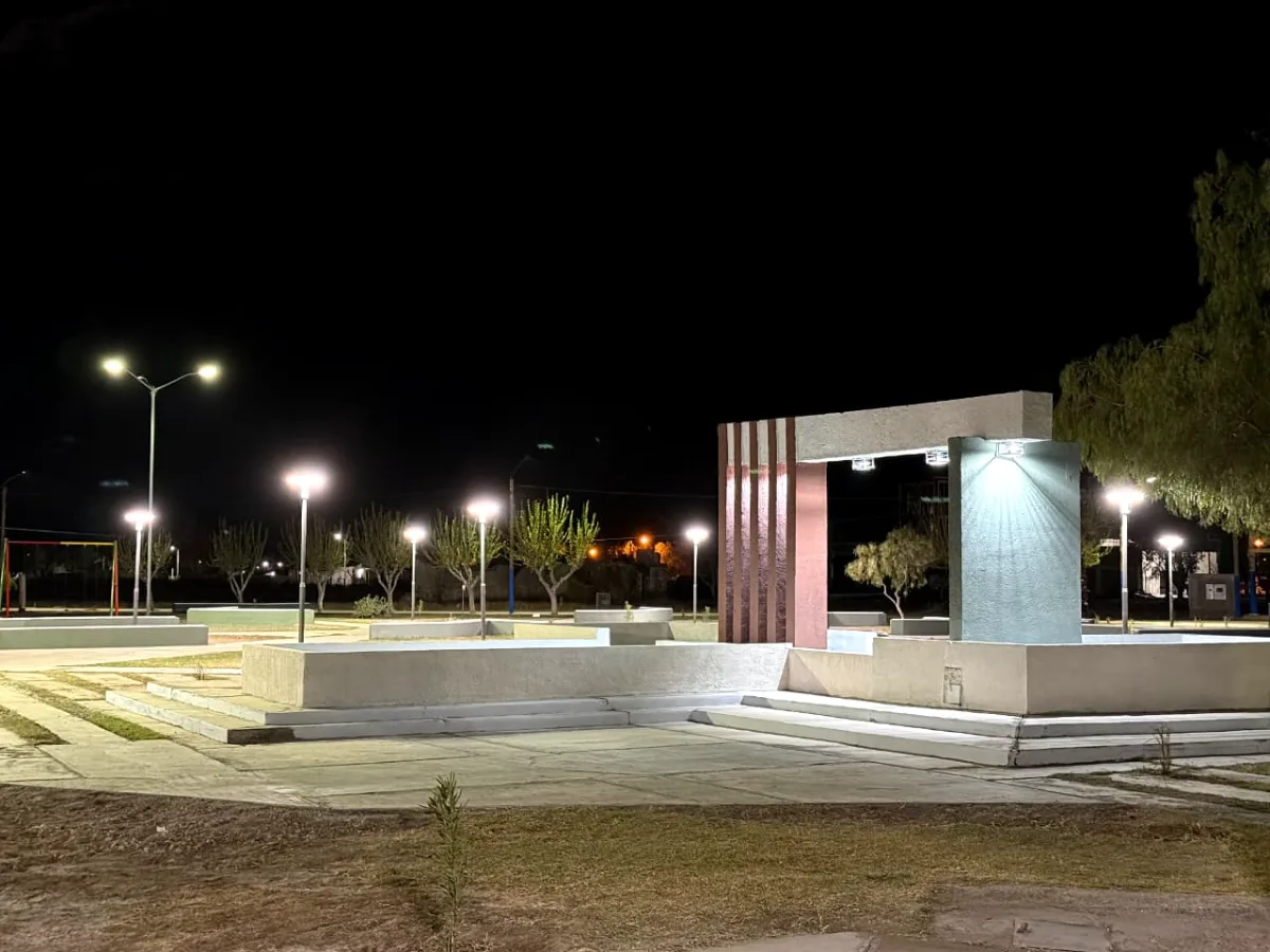 Avanza la recuperación de espacios públicos en 9 de Julio: remodelaciones en la plaza Santa Rosa de Lima, de Las Chacritas