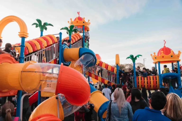 El Parque Papa Francisco estrenó un juego gigante único en el país y renovó todos sus espacios