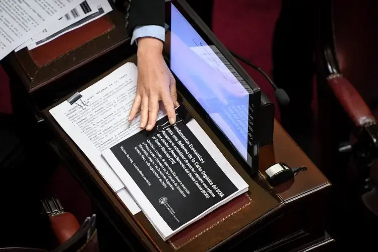 El Senado aprobó la reforma a la Carta Orgánica del BCRA, pero debe volver a Diputados